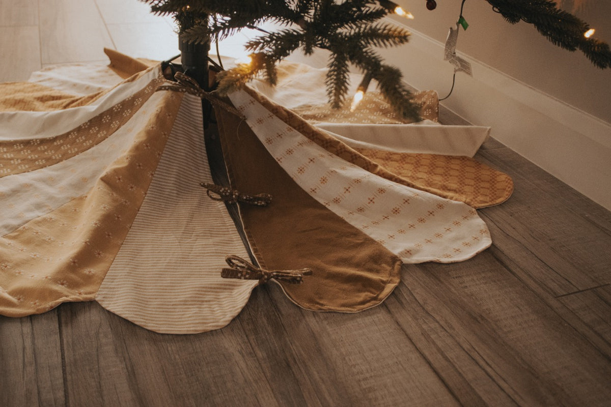 Scalloped Tree Skirt | PDF Sewing Pattern